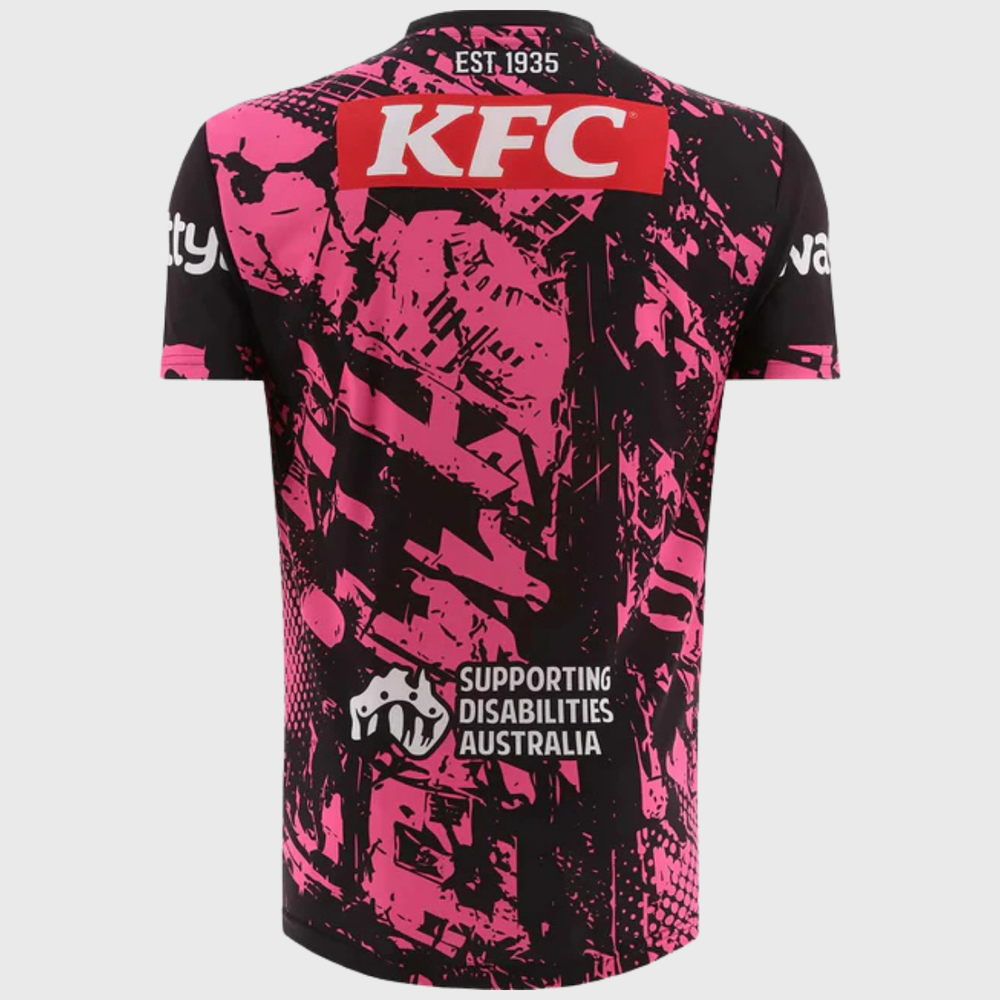 O'Neill's Bulldogs Men's Captain's Run Tee Black/Pink 2026 - Rugbystuff.com