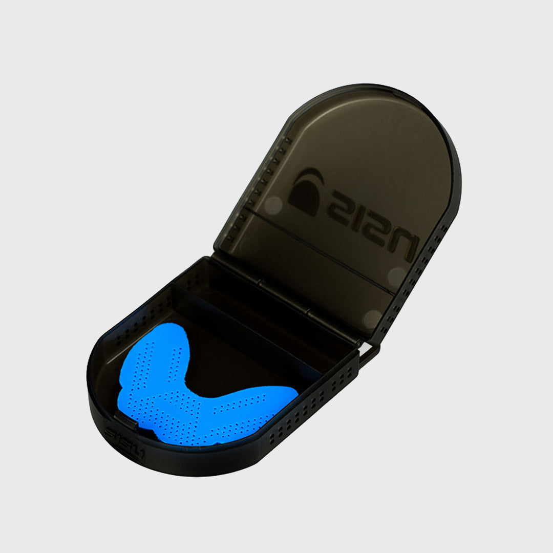 SISU Mouthguard Case Black - Rugbystuff.com